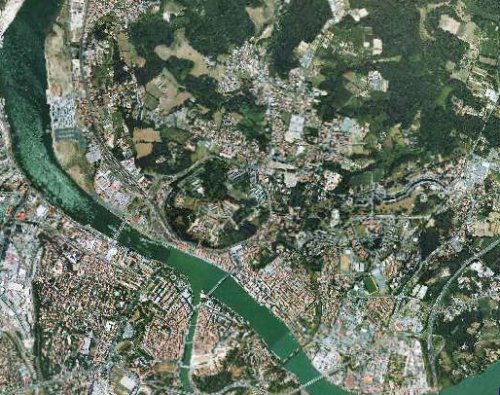 Bayonne satellite view